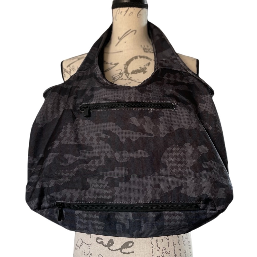 IHKWIP Everyday Shopper Tote Gray Camo - Picture 2 of 13